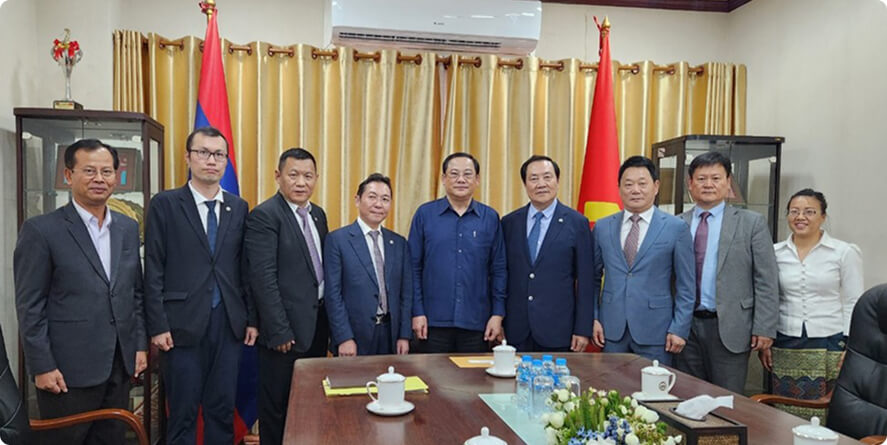 e-Future donate electricity buses to Laos (Sep 9th, 2024)