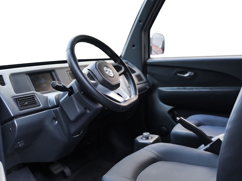 What is the concept and definition of commercial vehicle？